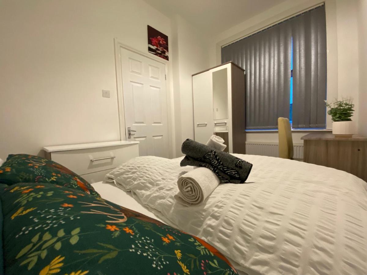 Nice Living Serviced Accommodations 3 コヴェントリー エクステリア 写真